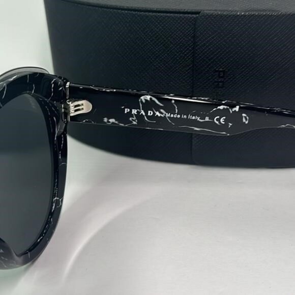 New Authentic- PRADA Dark Grey Cat Eye Ladies Sunglasses PR 01YS 09V5S0 54 - Picture 7 of 16